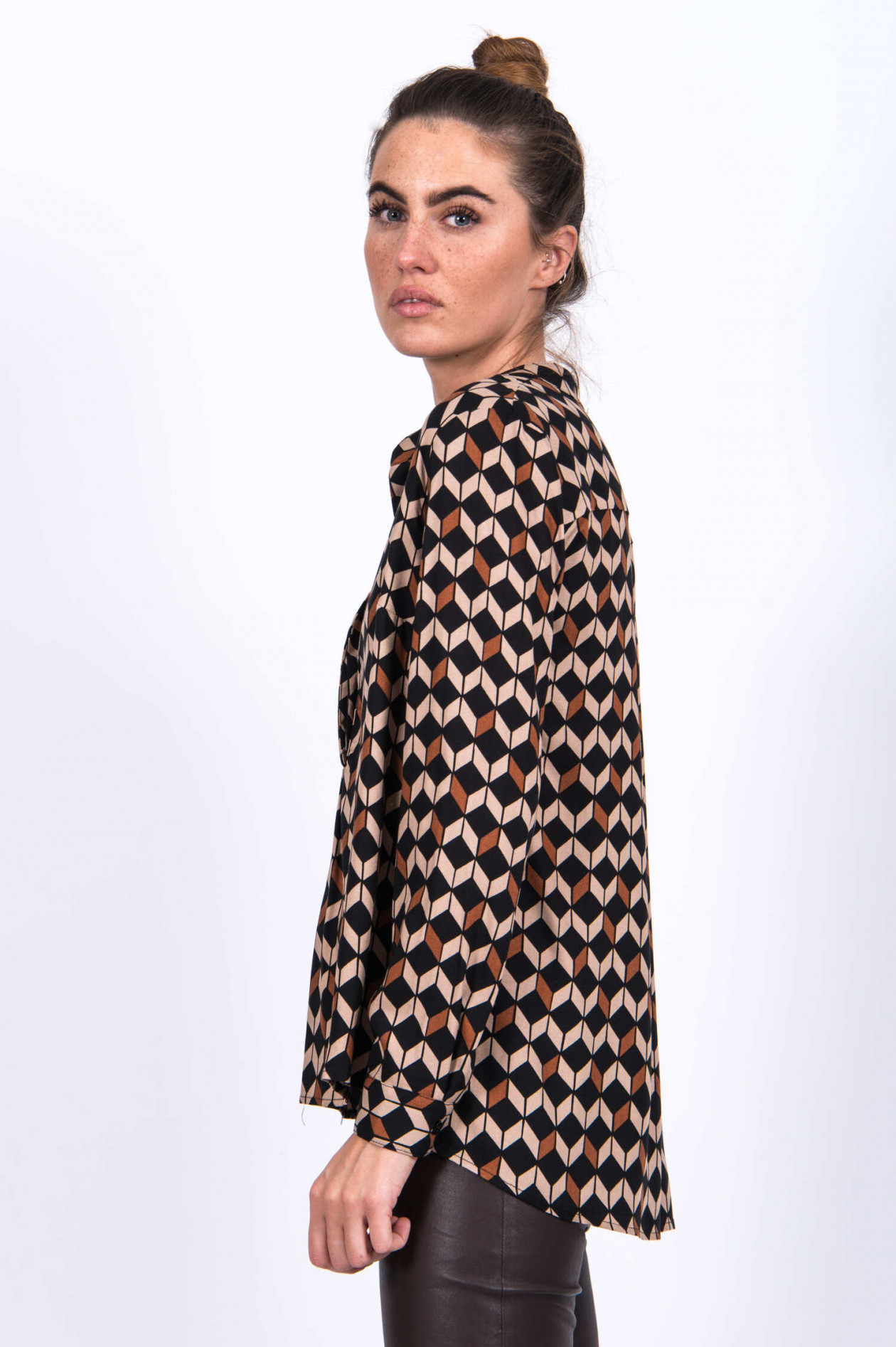 Bluse schwarz beige gemustert clearance