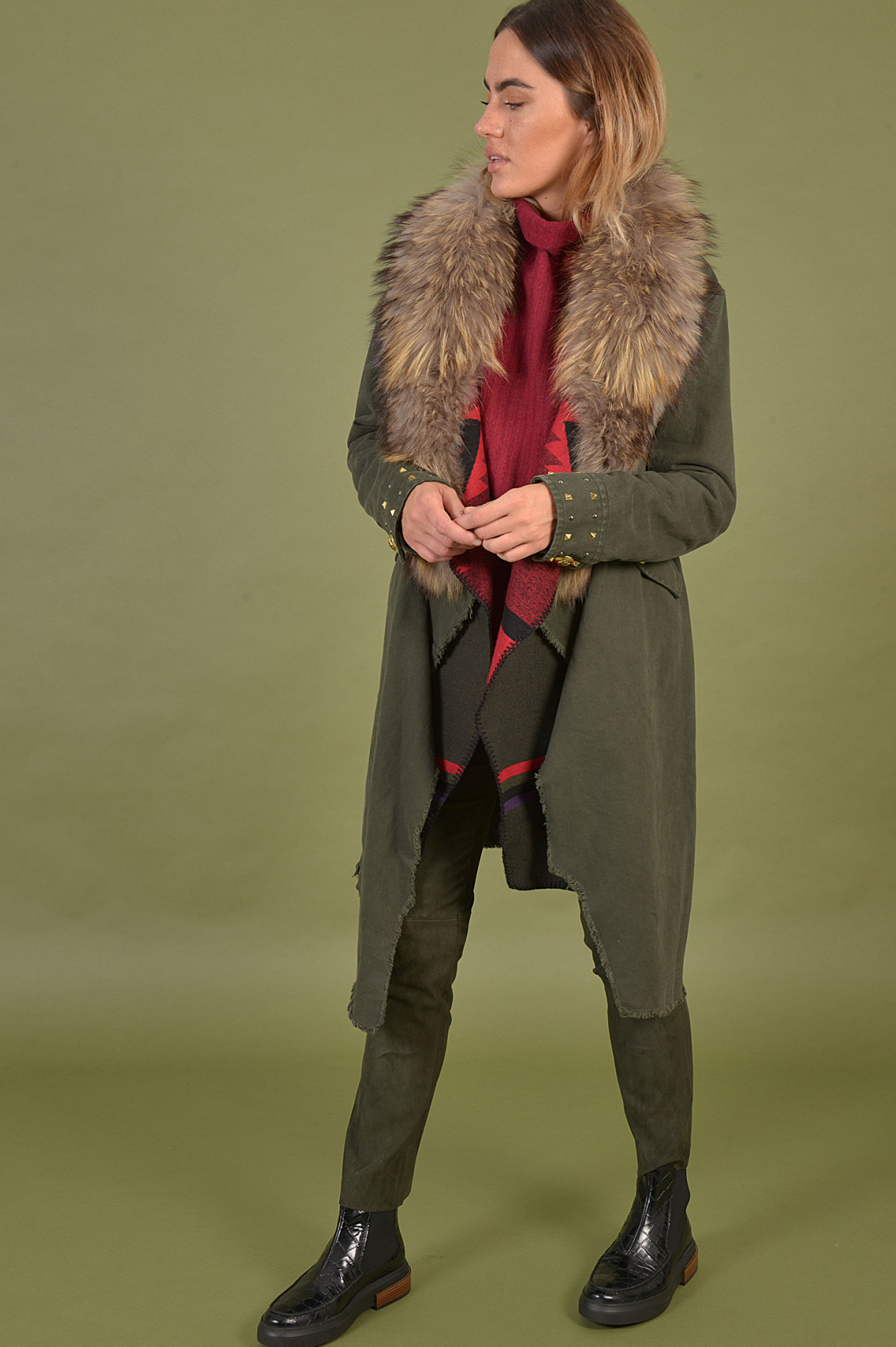 Bazar Deluxe Mantel Mit Waschbarfell In Oliv Gruener At