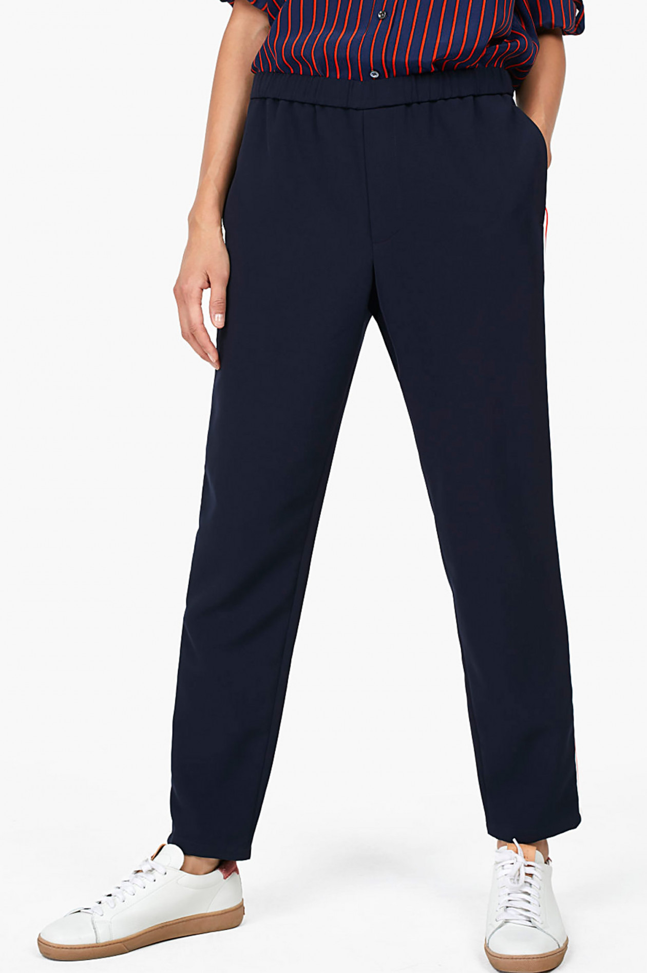 Stoffhose mit seitenstreifen