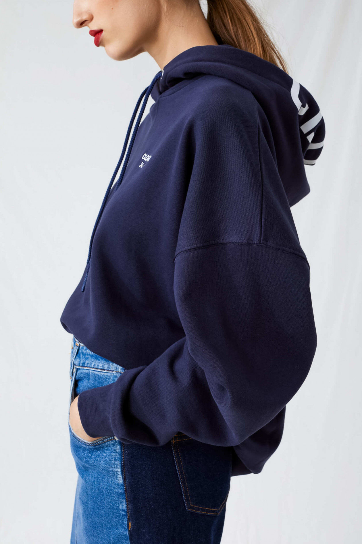 Hoodie mit Navy | GRUENER.AT