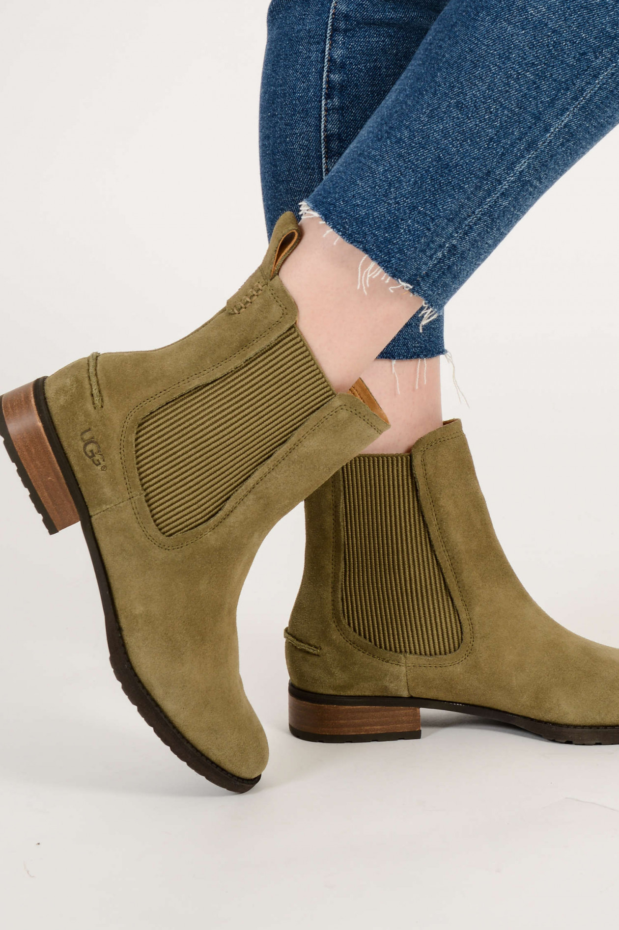 Hillhurst ugg boots top