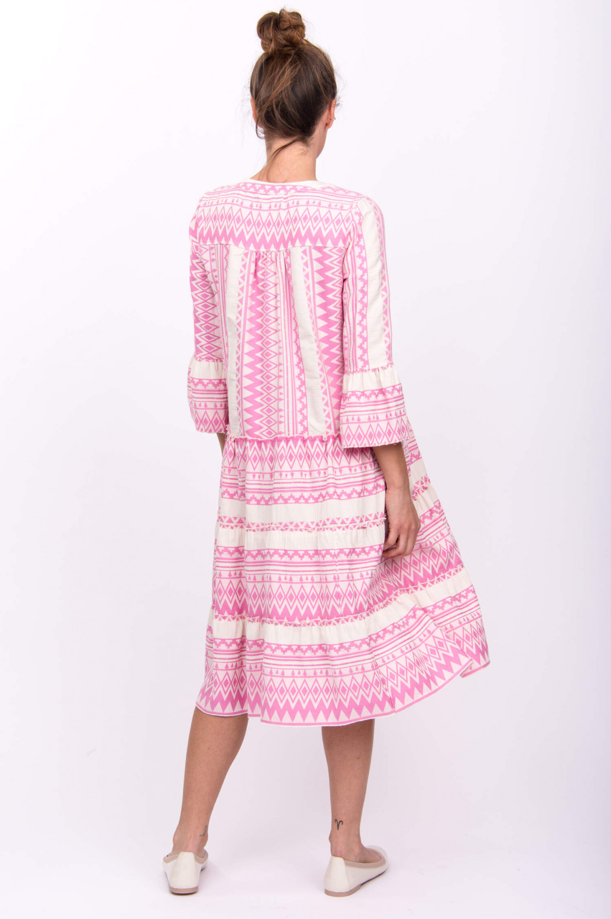 Flowers For Friends Besticktes Kleid In Natur Pink Gemustert Gruener At Turn to these uplifting flower quotes for a burst of motivation and to feel more connected to nature. besticktes kleid in natur pink gemustert