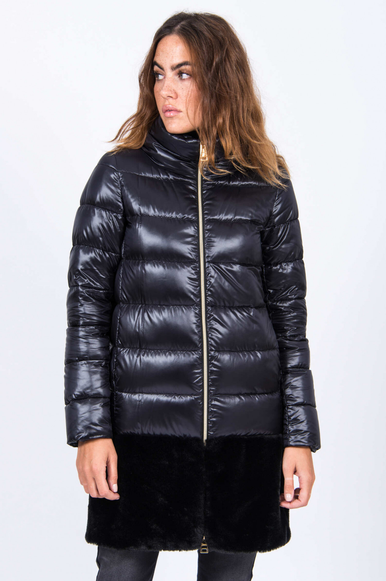 Herno Mantel Mit Teddy Detail In Schwarz Gruener At