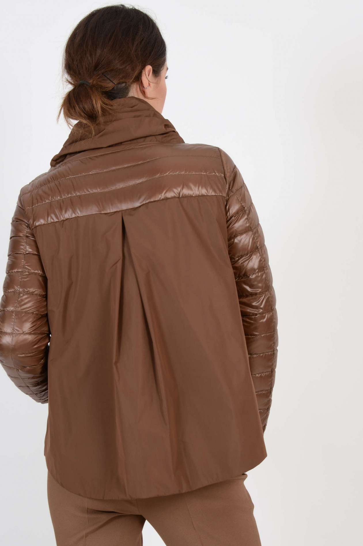 Herno Jacke mit Raffung und Stehkragen in Braun GRUENER.AT
