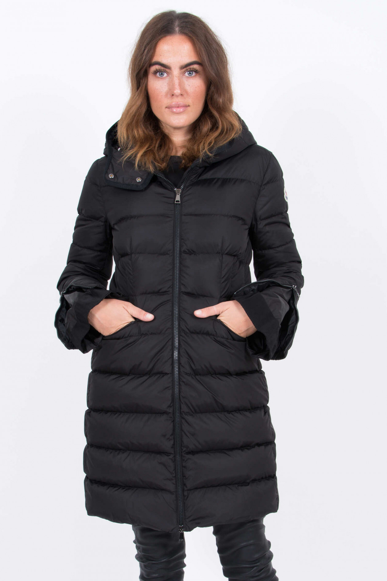 Moncler Daunenmantel BETULONG in Schwarz GRUENER.AT