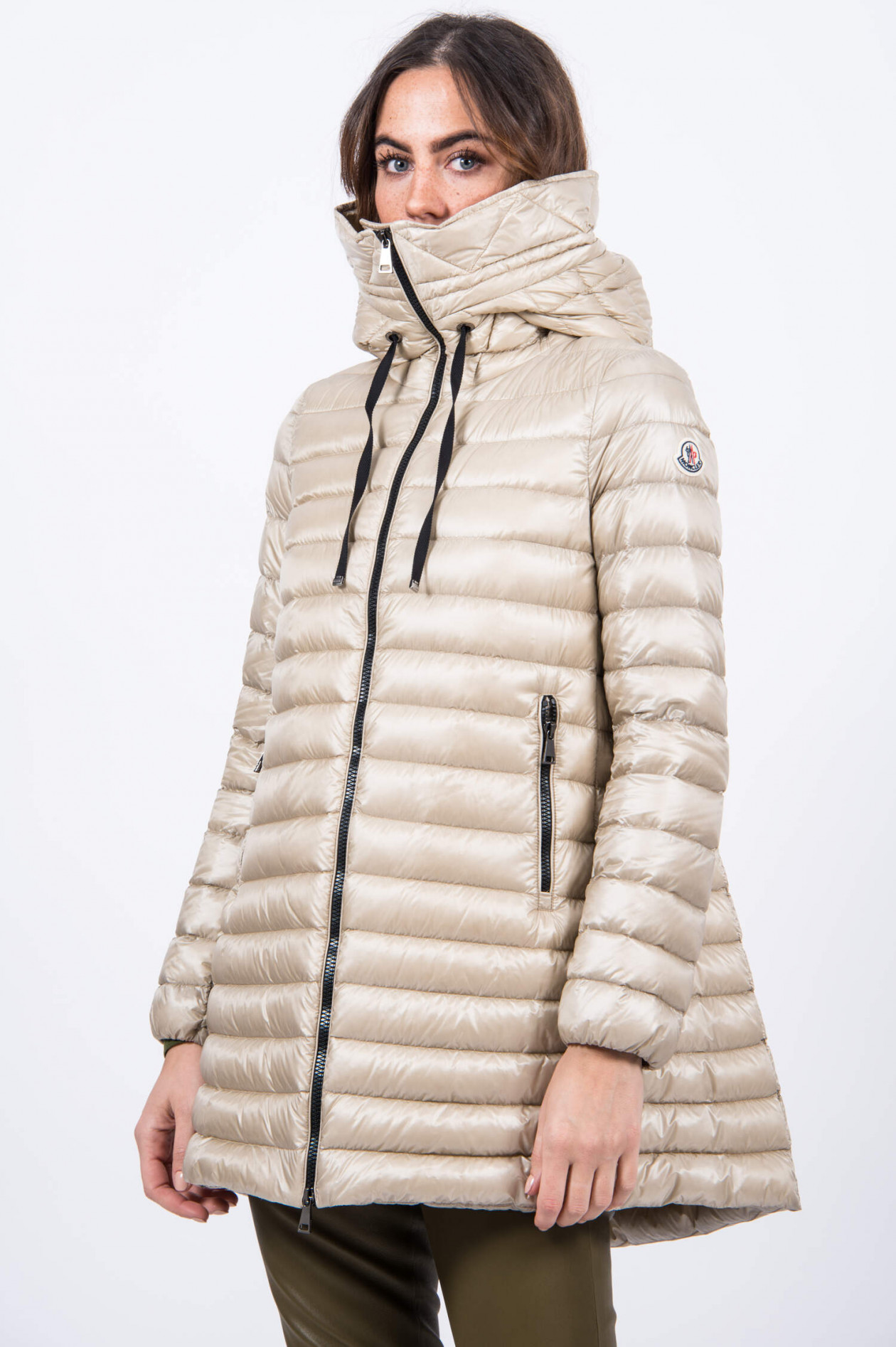 Rubis moncler 2025