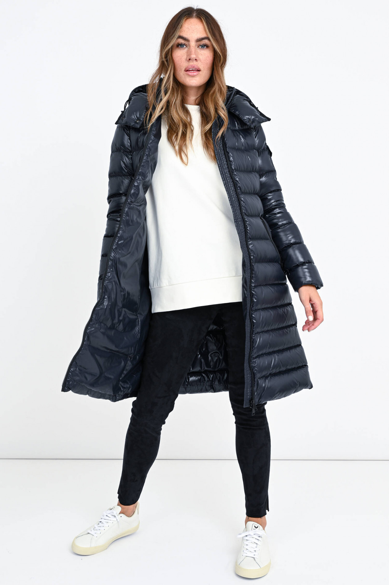 Moncler Daunenmantel MOKA in Marine GRUENER.AT