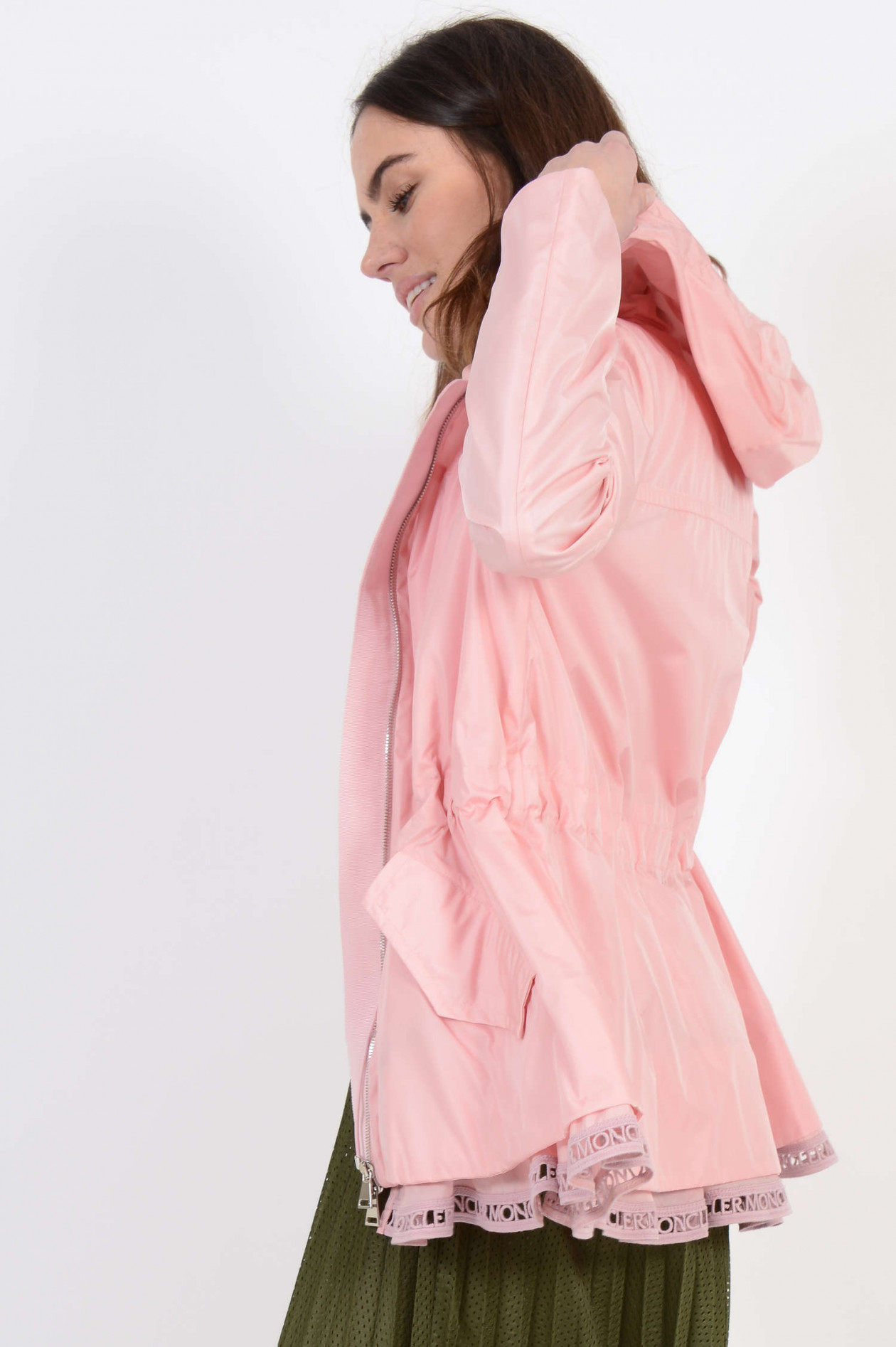 Moncler Jacke LOTY mit Logospitze in Rosa GRUENER.AT