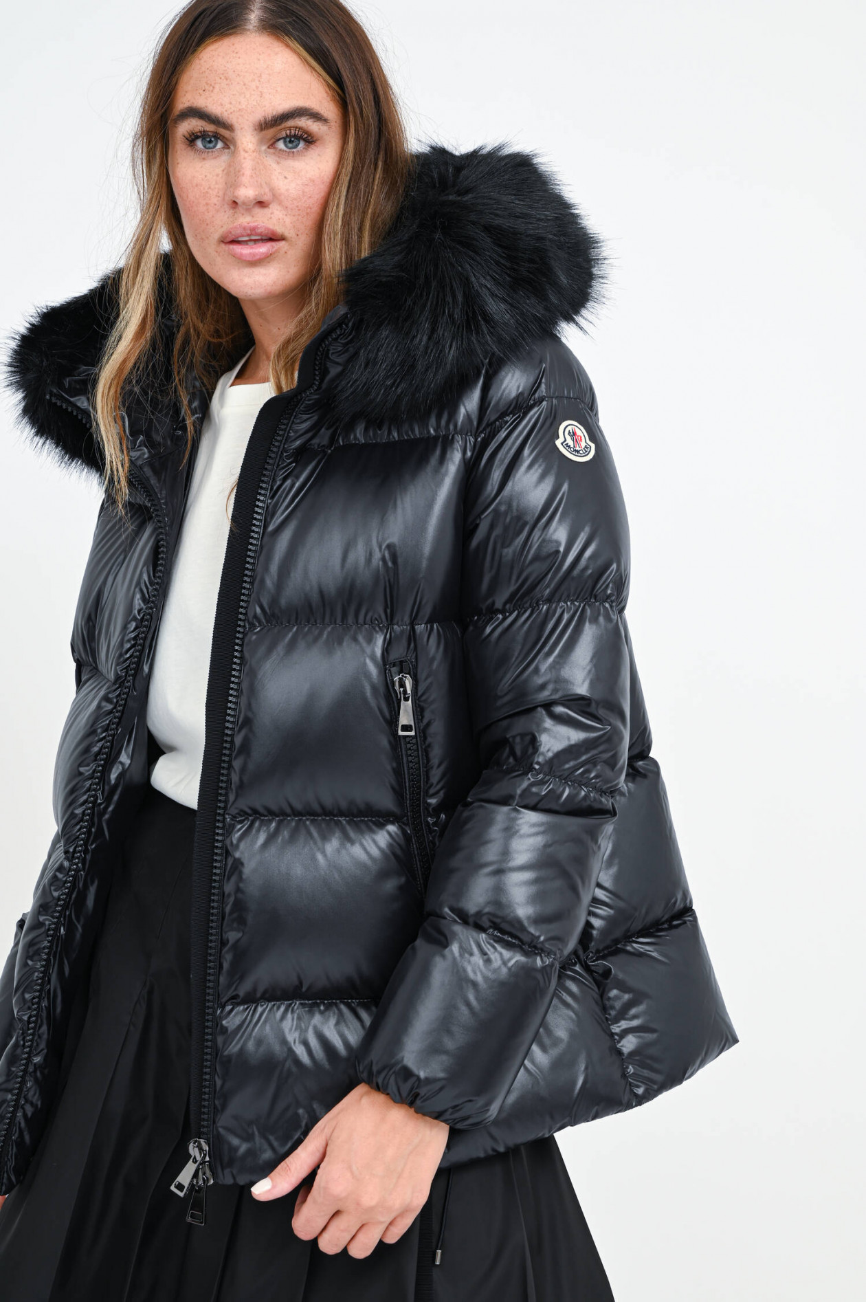 Daunenjacke LAICHE mit A Form in Schwarz