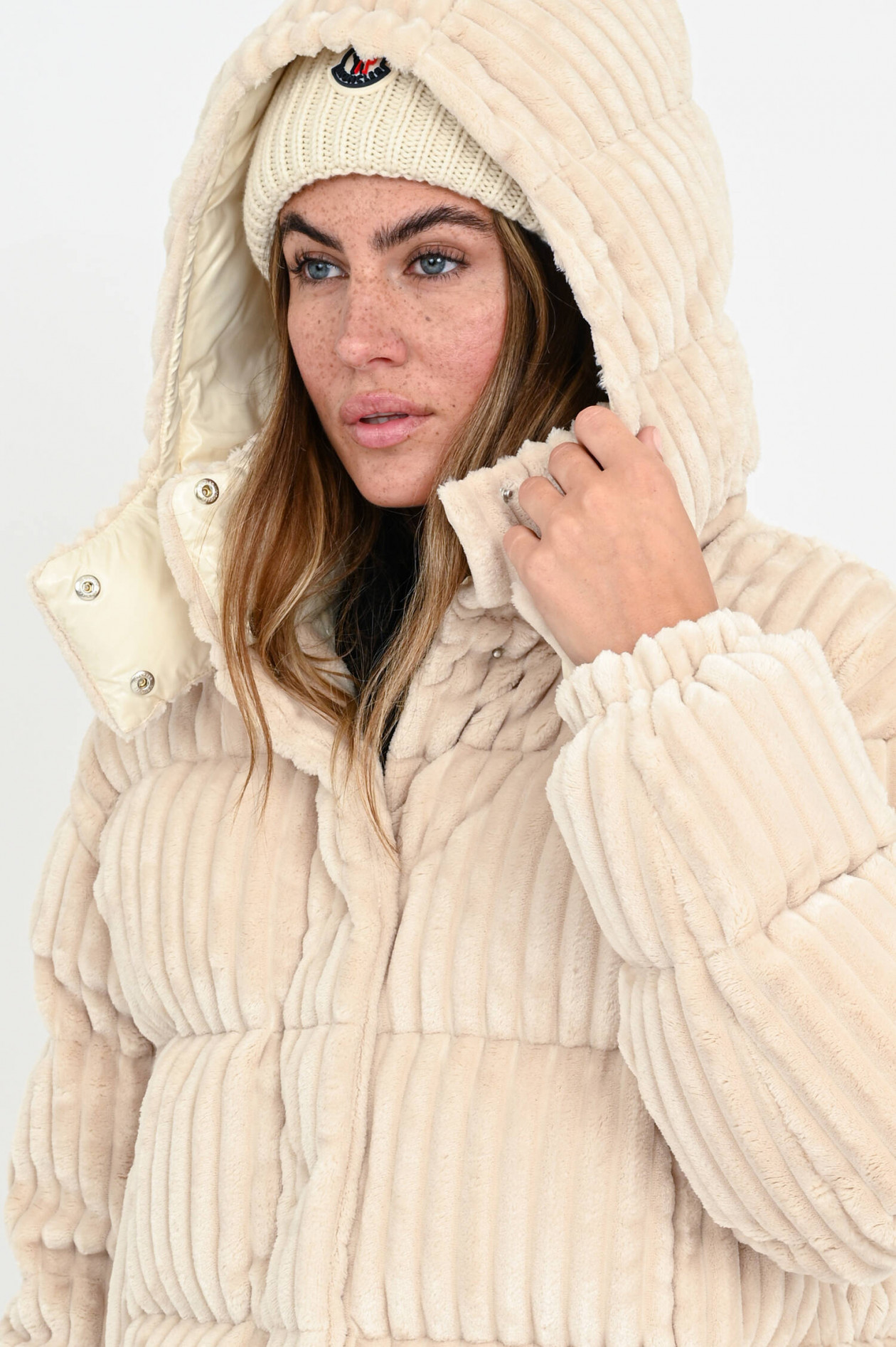 Moncler vanille sales