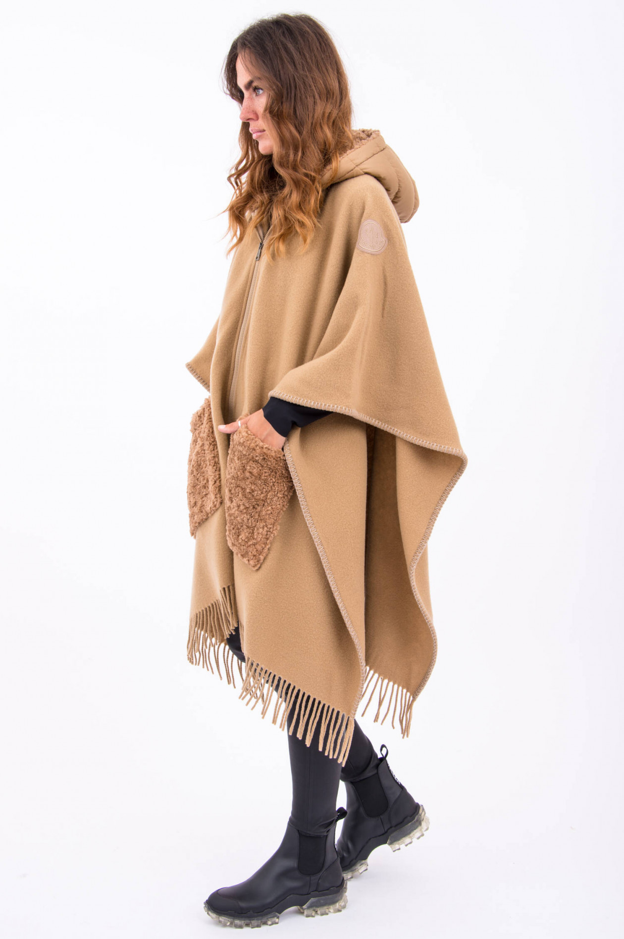 poncho moncler