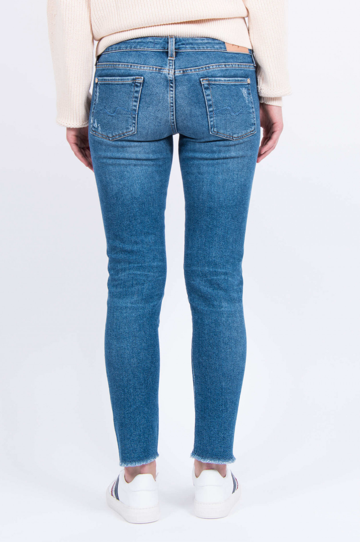 Seven for all mankind pyper crop discount