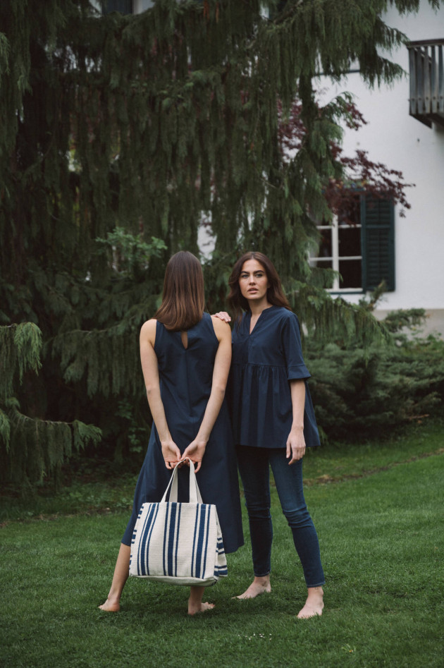 1868 Blusenshirt mit Raffung in Navy