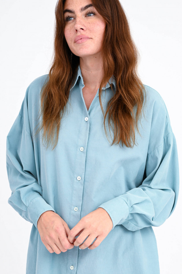 1868 Lange Bluse aus Feincord in Aqua