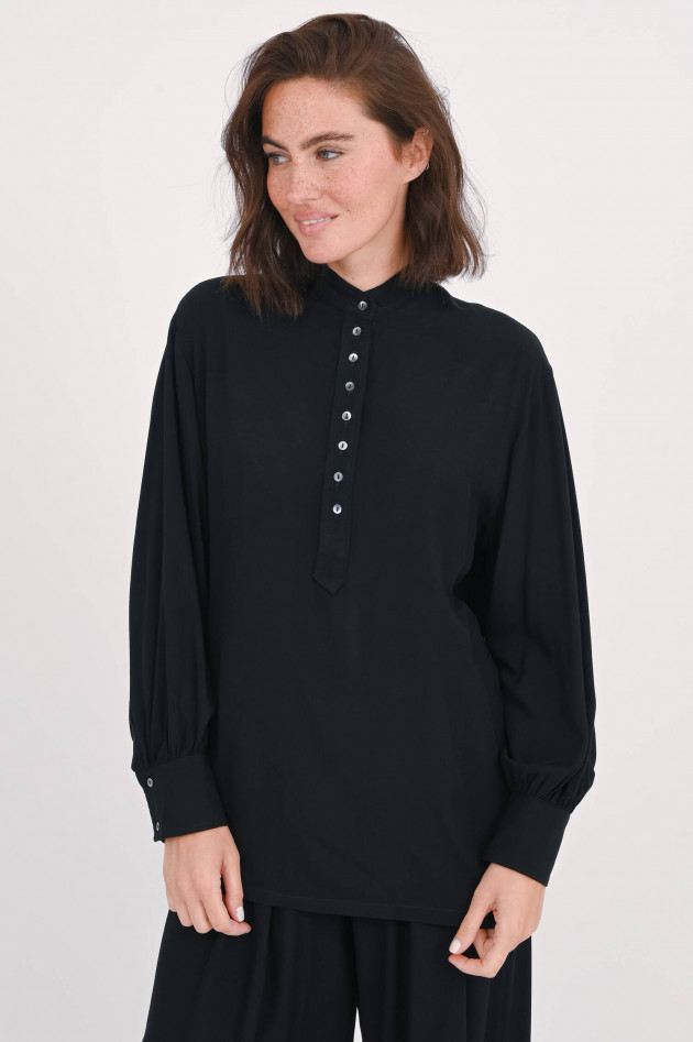 1868 Bluse mit langem Arm in Schwarz