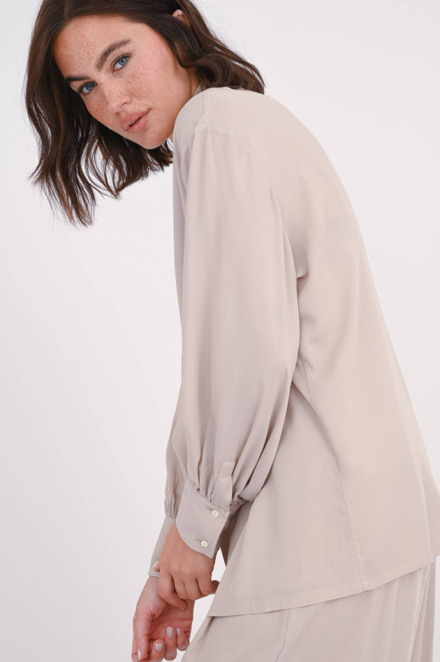 1868 Bluse mit langem Arm in Beige