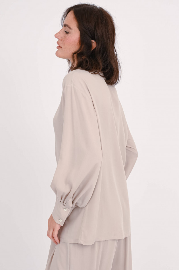 1868 Bluse mit langem Arm in Beige