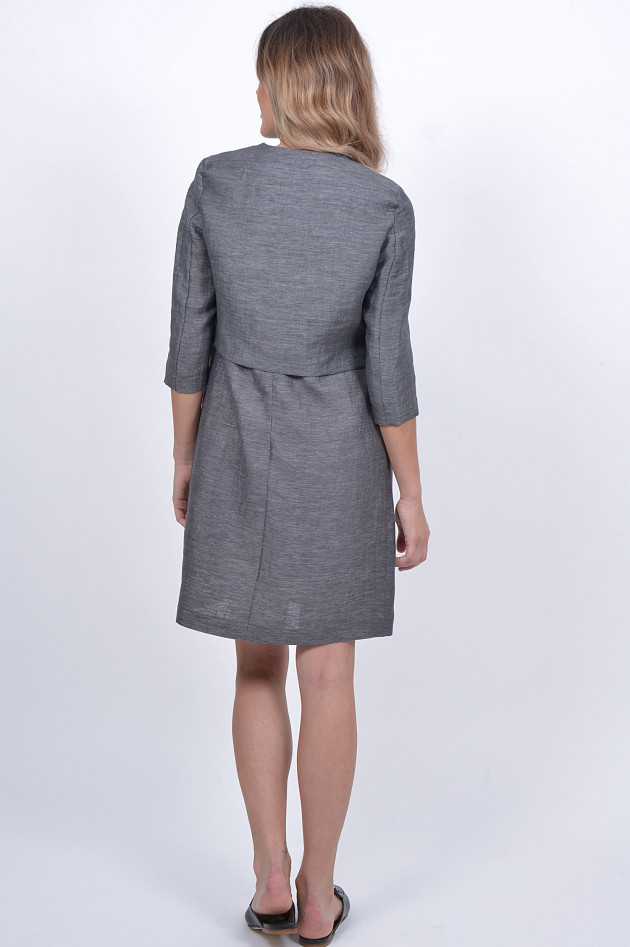 1868 Kleid mit Jacke in Grau