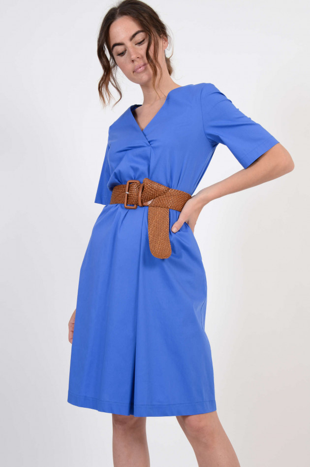 1868 Kleid mit Seitentaschen in Blau