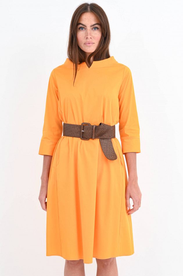 1868 Kleid mit U-Boot-Ausschnitt in Mandarine