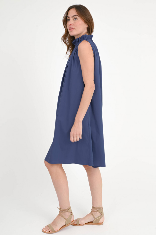 1868 Kleid ANGELA mit Rüschenkragen in Schieferblau
