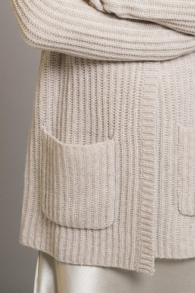 1868 Cashmere Cardigan in Beige