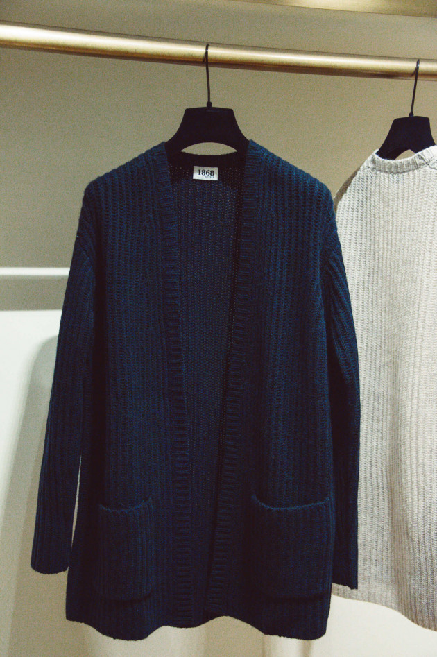 1868 Cashmere Cardigan in Navy