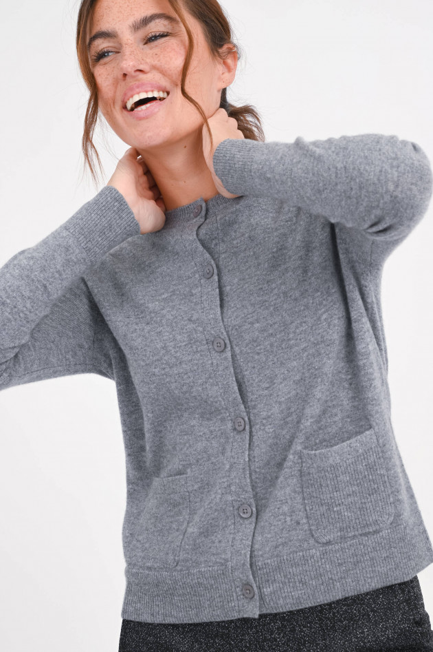 1868 Strickweste aus Cashmere in Grau