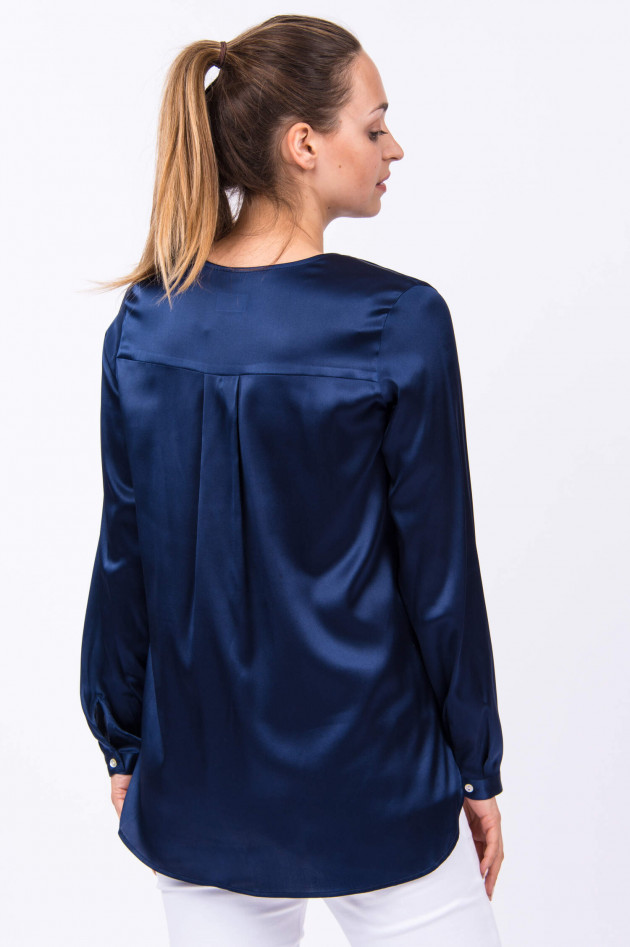 1868 Seidenbluse MASTRA in Navy