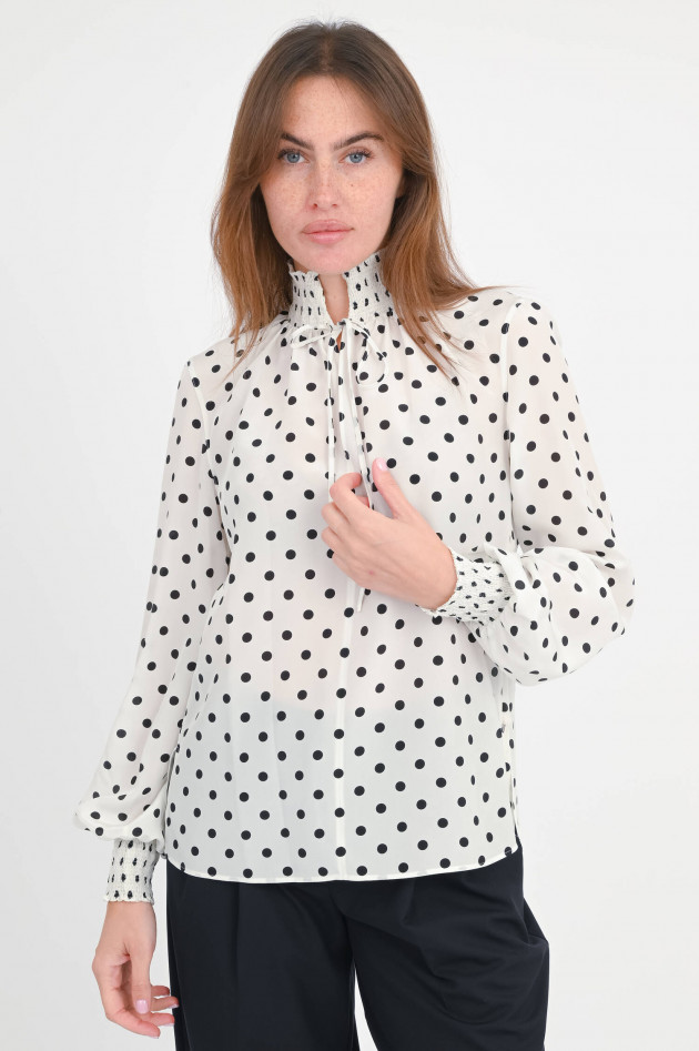 Akris Punto Polker-Dot Bluse aus Seide in Weiß/Schwarz