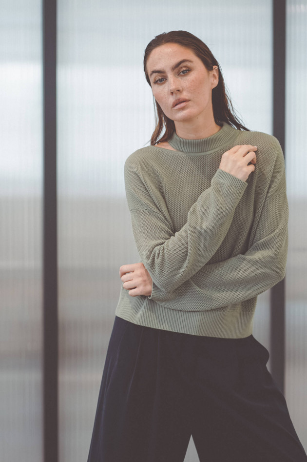 Akris Punto Langarm-Pullover mit Kragen-Detail in Dark Sage