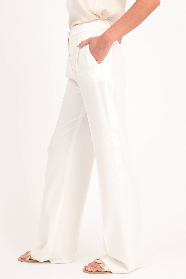 Alberta Ferretti Satin Hose mit glänzendem Streifen in Weiß