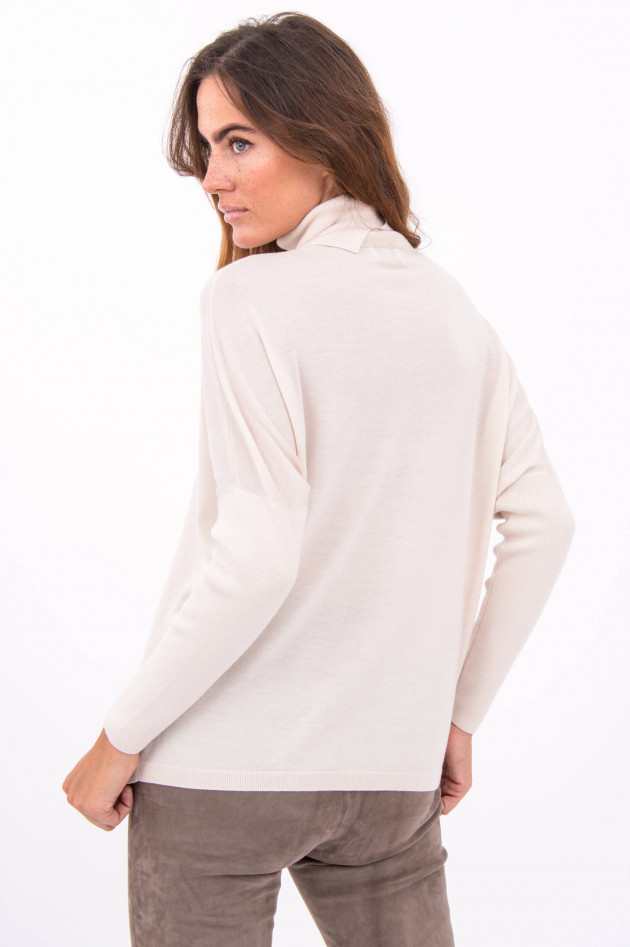 Allude Oversized Rollkragenpullover in Creme