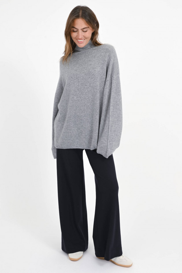 Allude Turtle-Neck Cashmere-Pullover in Hellgrau