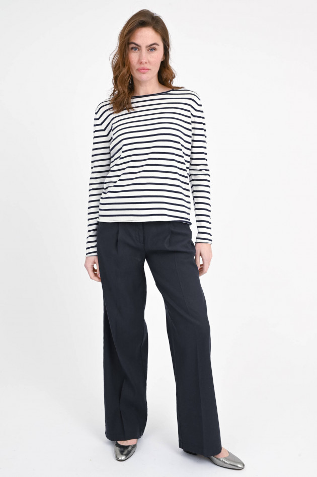 Allude Gestreifter Pullover in Navy/Creme