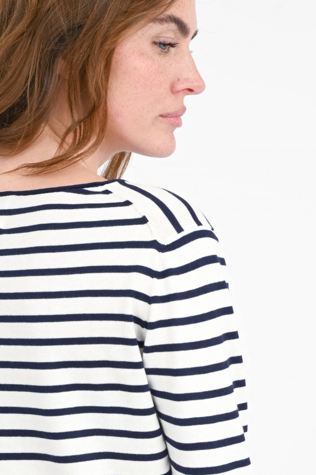 Allude Gestreifter Pullover in Navy/Creme
