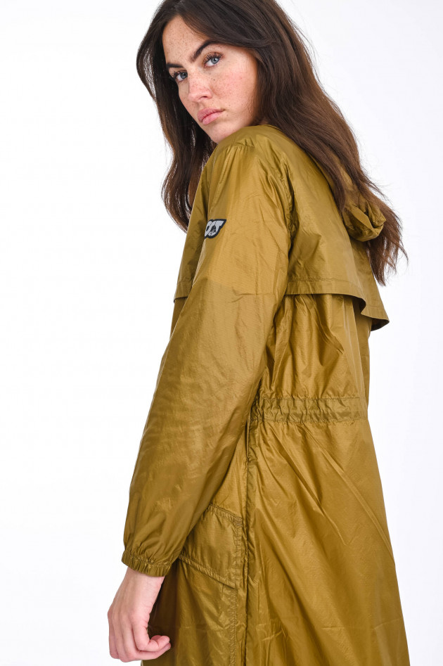 AlphaTauri Langer Windbreaker OLONO in Oliv