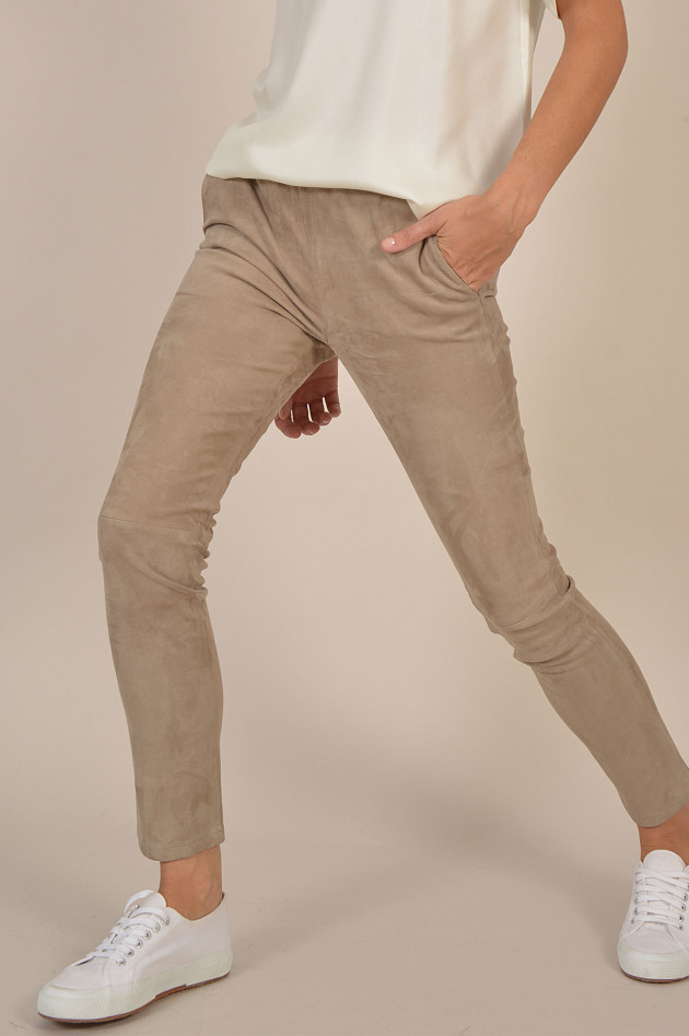 Arma  Hose CHATOU aus Veloursleder in Taupe