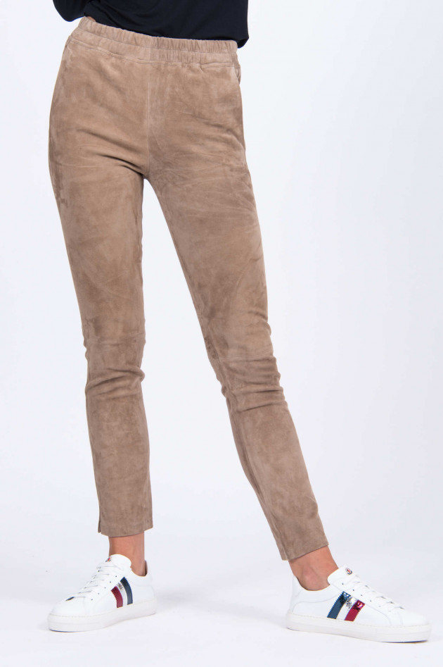 Arma  Hose aus Veloursleder in Taupe