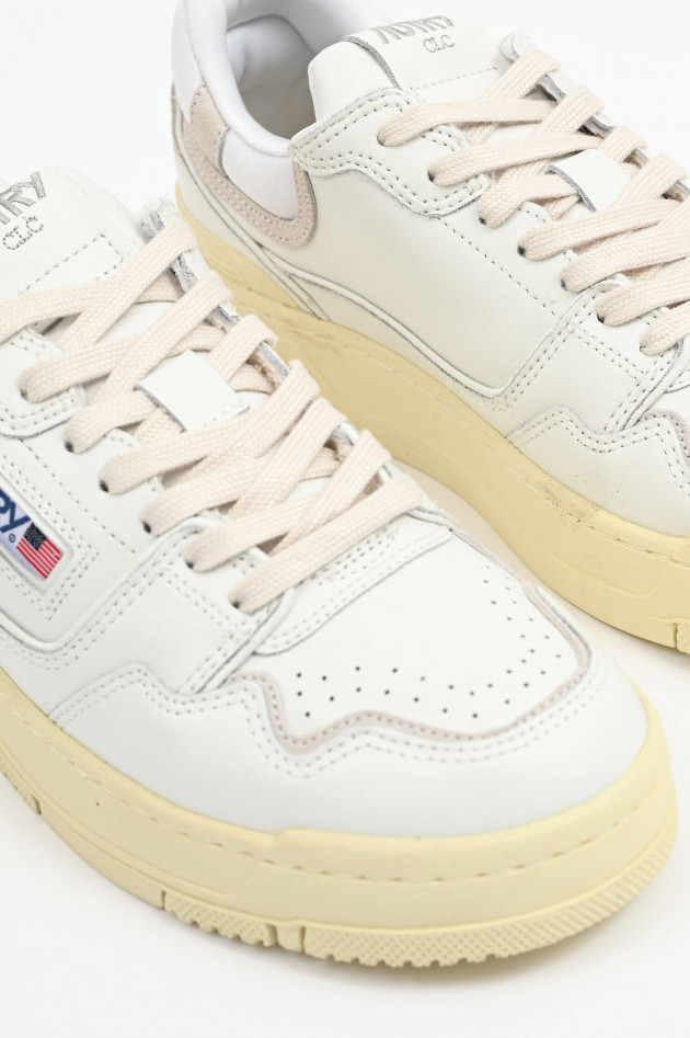 Autry  Sneaker CCL LOW in Creme/Nude