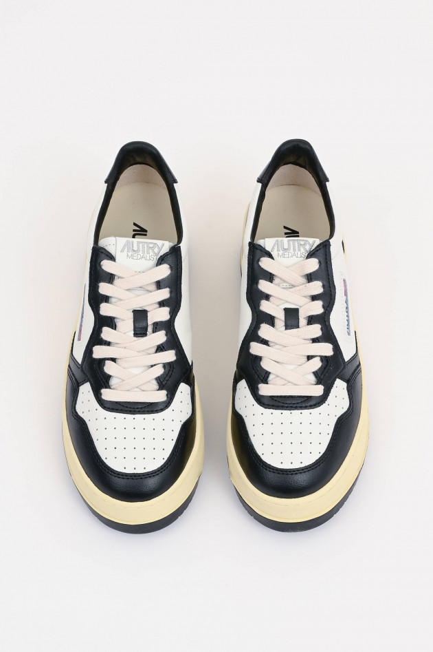 Autry Sneaker PLATFORM LOW in Schwarz/Weiß