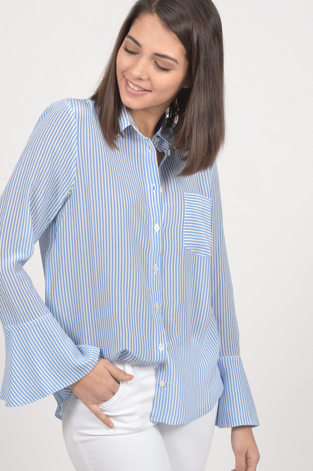 Aybi - aysen bitzer Seidenbluse mit Streifen in Blau/Weiß