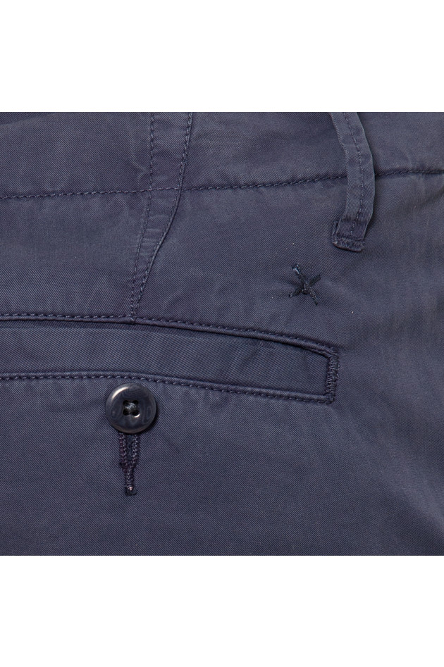 Closed Baumwollchino JOE in Blau