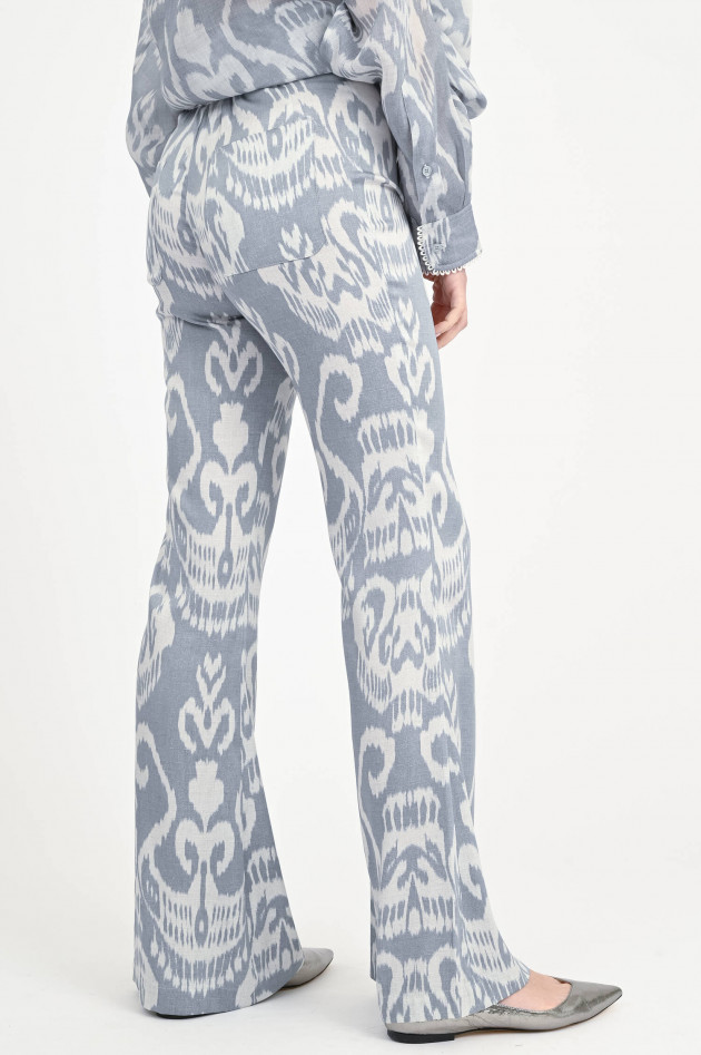 Bazar Deluxe Hose aus Viskose in Ikat Azul