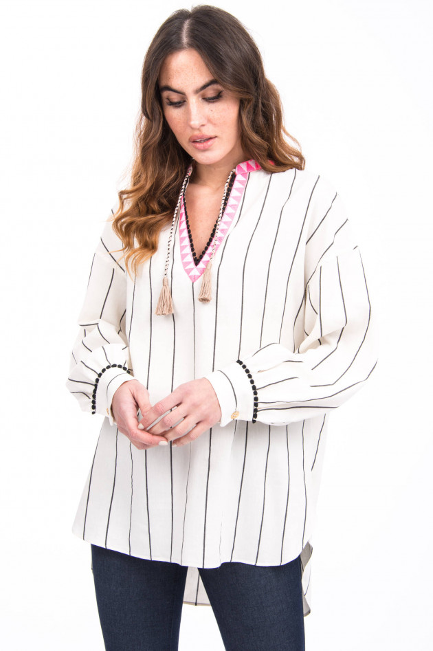 Bazar Deluxe Tunika mit Quasten in Beige