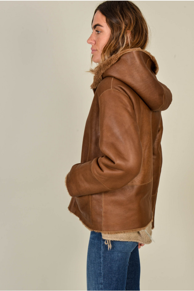 Benedetta Novi Wendejacke aus Lammfell in Camel