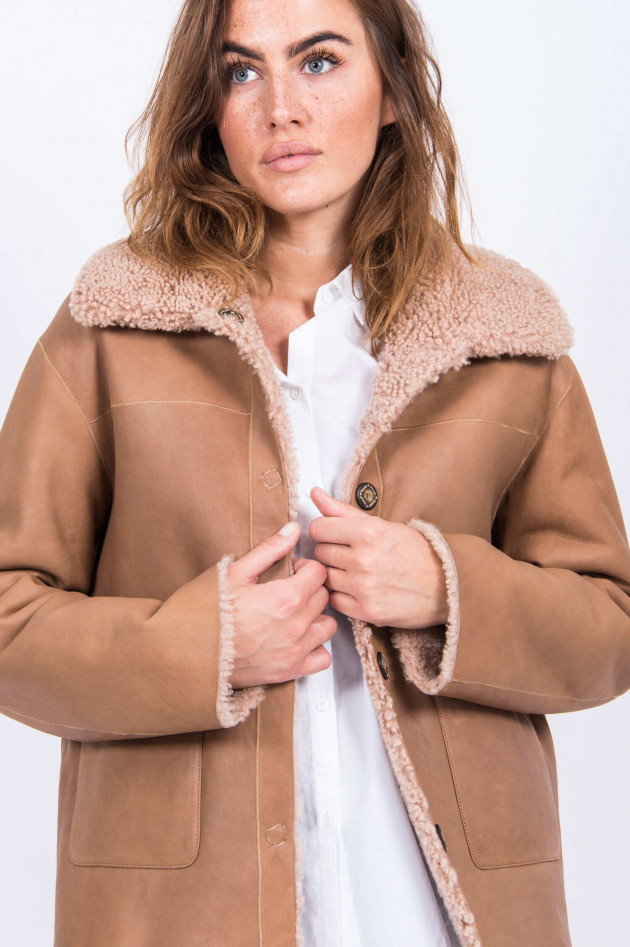 Benedetta Novi Wende-Lammfelljacke GAIA in Camel