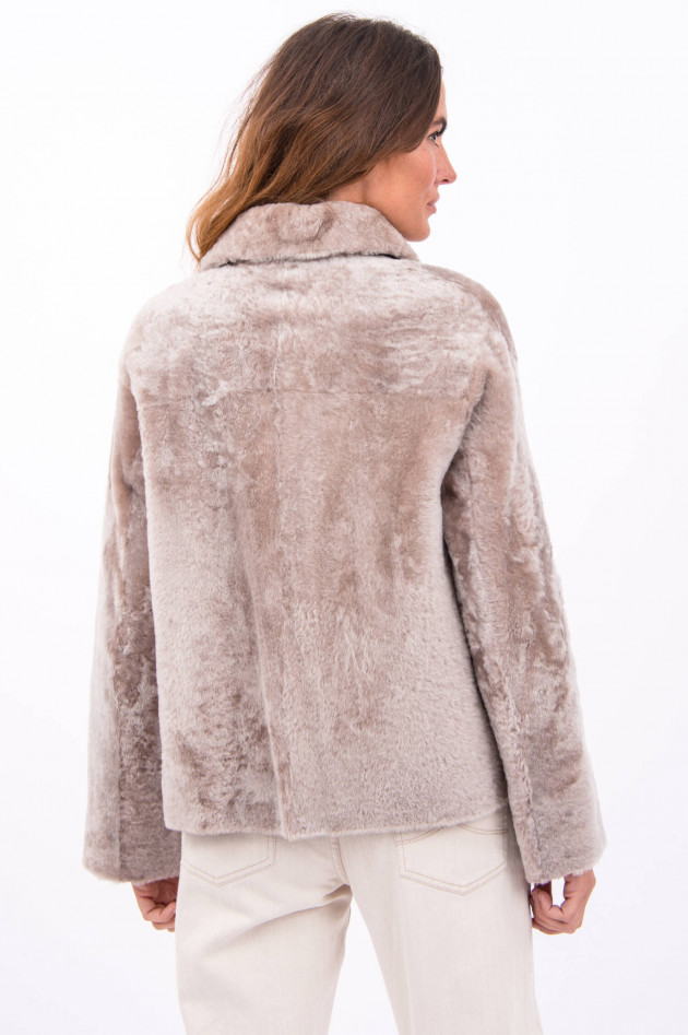 Benedetta Novi Wende-Lammfelljacke in Taupe