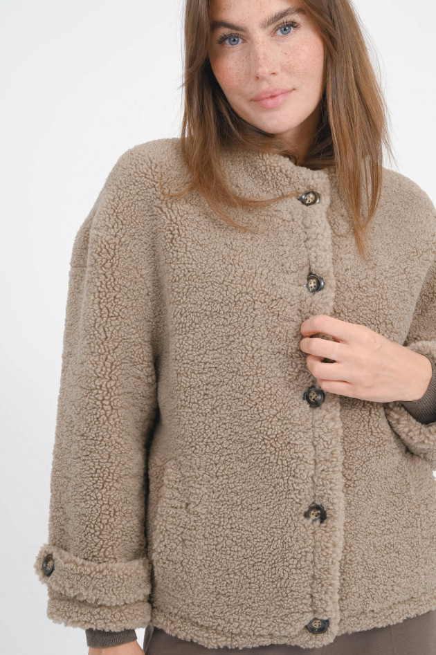 Betta Corradi Kurze Teddyjacke YOGI in Haselnuss