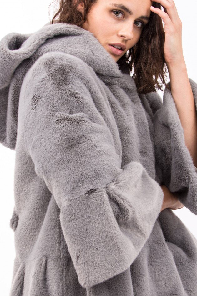 Betta Corradi Fake-Fur-Jacke in Grau